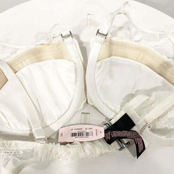 Victoria's Secret Cream Lace Bra - Picture 4 of 7